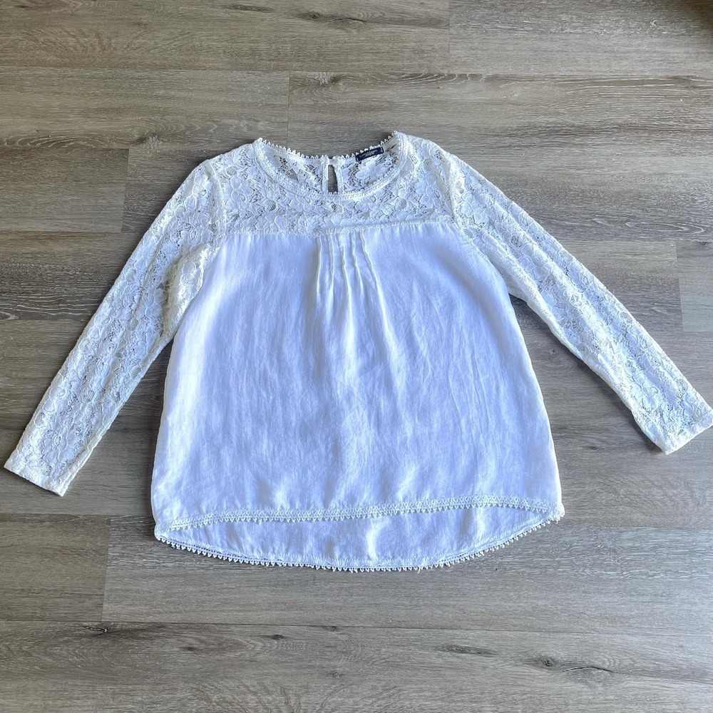Lungo L'Arno Italy Women White Linen Lace Accent Blouse Small Long Sleeve Button